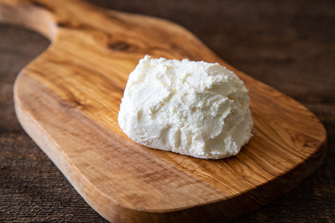 Peach Conserve with Goat Cheese